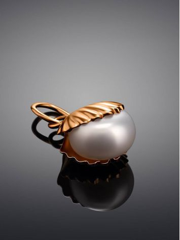 Golden Shell Pendant With Cream Cultured Pearl The Serene, image , picture 2